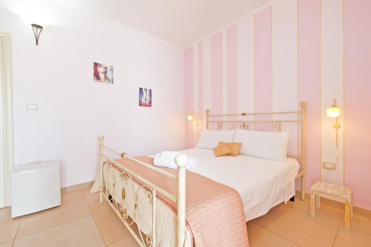 카스트리냐노델카포 Adua Art B&B 외부 사진