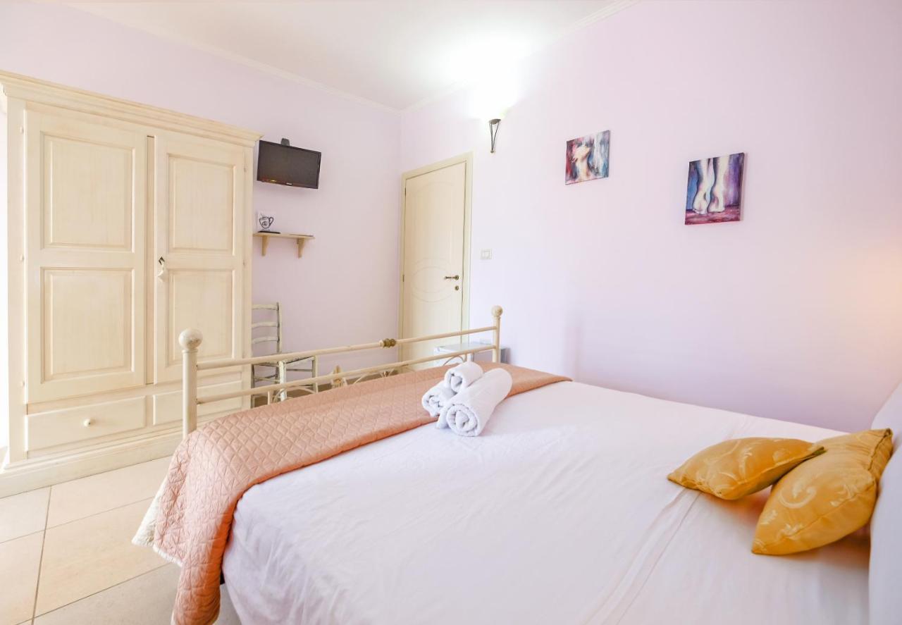 카스트리냐노델카포 Adua Art B&B 외부 사진
