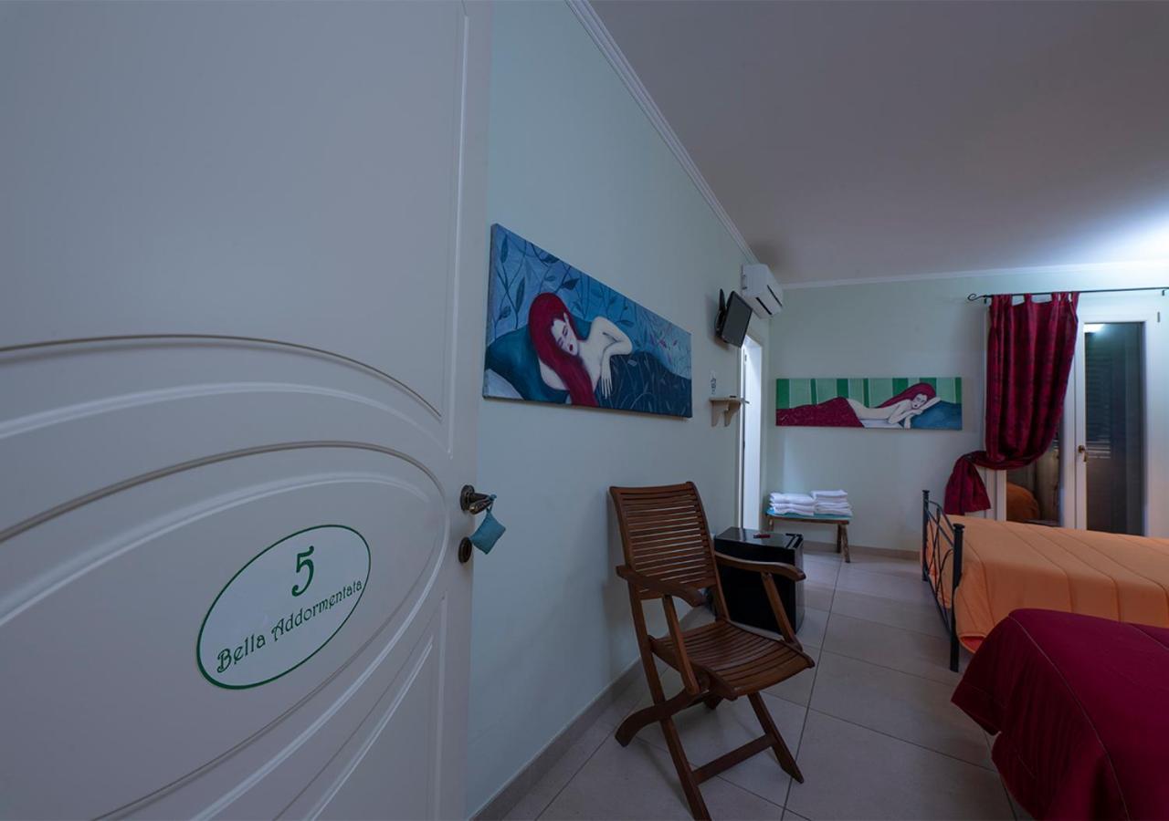 카스트리냐노델카포 Adua Art B&B 외부 사진