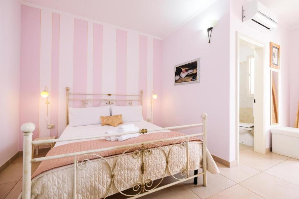 카스트리냐노델카포 Adua Art B&B 외부 사진